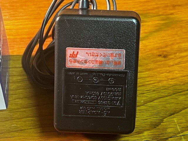 OEM NINTENDO HVC-002 AC ADAPTER - SUPER FAMICOM - BOXED - ORIGINAL