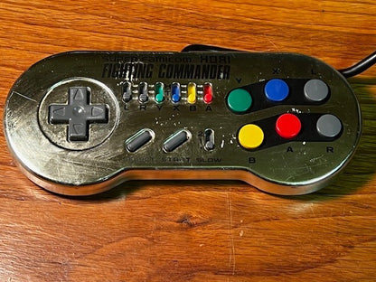 Hori Fighting Commander – Black & Gold – Super Famicom